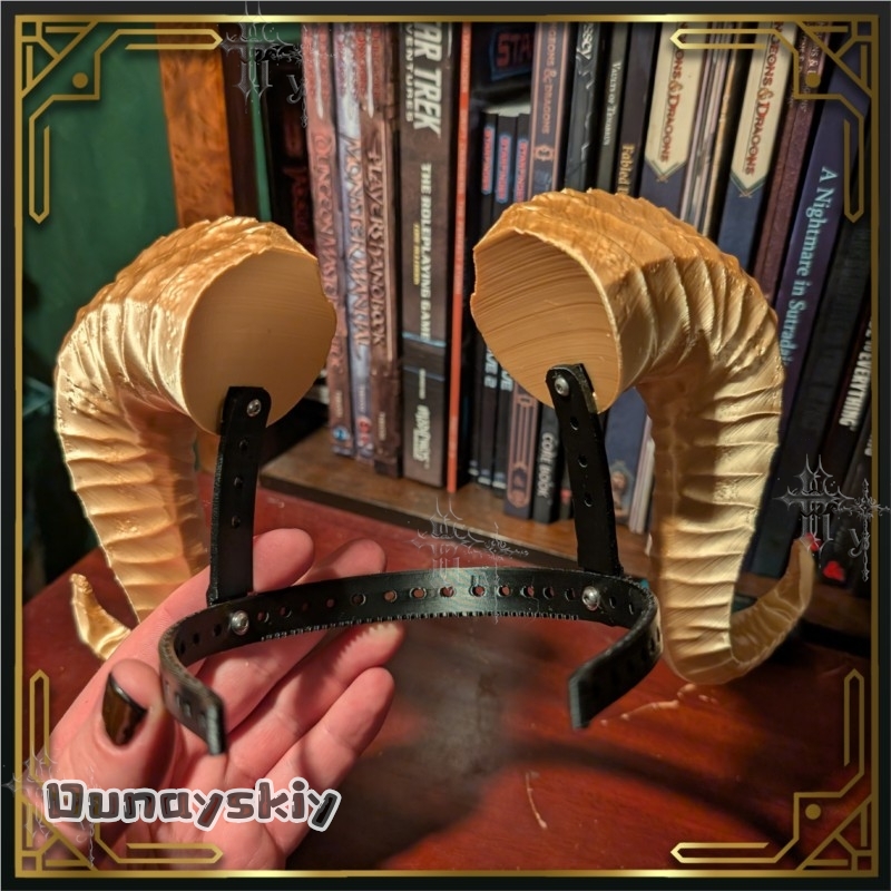 Cosmic%Golden Curly De*mon Hor - Prop De Cosplay avis et prix